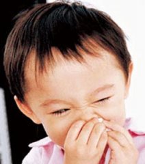 小儿鼻炎的症状有哪些？可以网上预约手术治疗