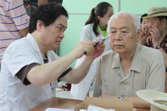 民生耳鼻喉医院：为功勋免费体检